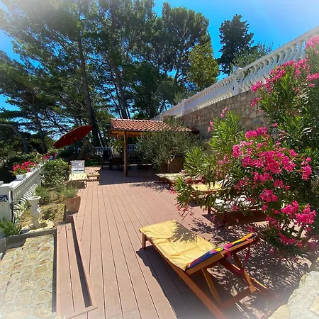 Happy Island Rab Apartament *